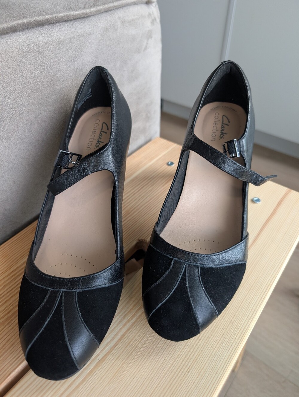 Clarks Black heels